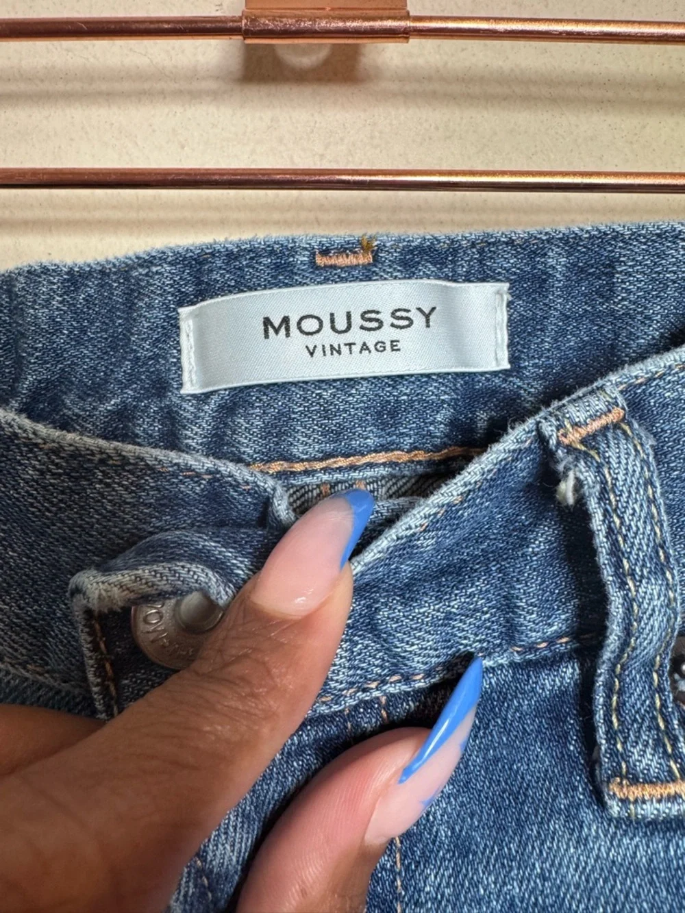 Moussy size 28